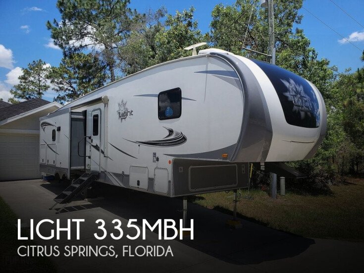 Thumbnail Photo undefined for 2020 Highland Ridge Light
